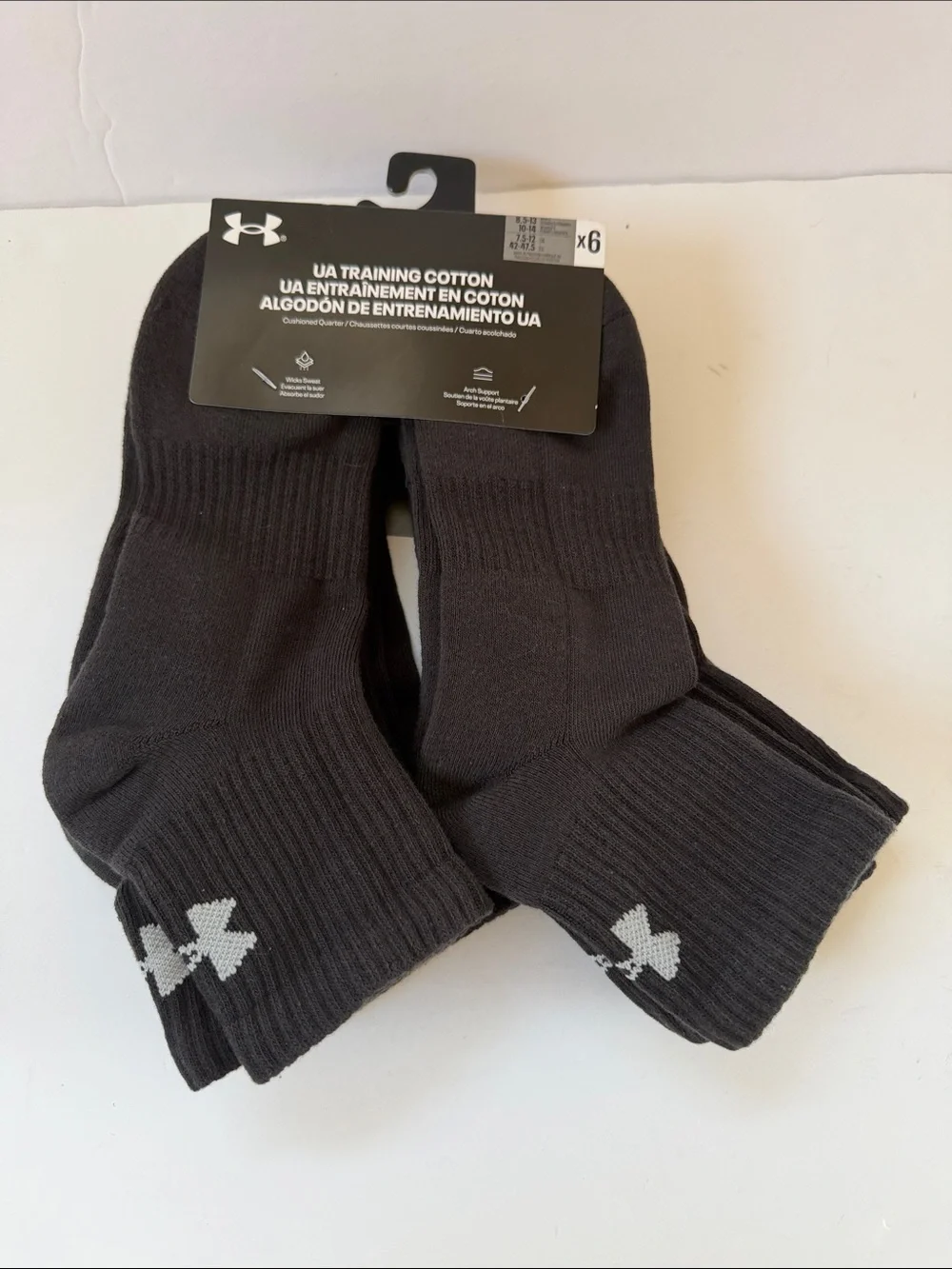 New Men’s Under Armour 6 Pack Cushioned Quarter Socks